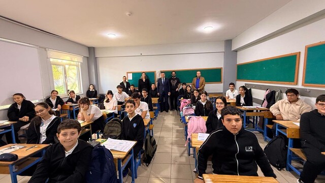 Kaymakam öğrencilerle bir araya geldi