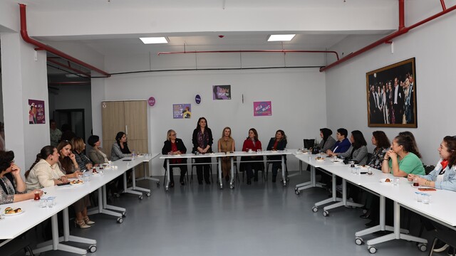 Nilüfer'in kadın muhtarları buluştu