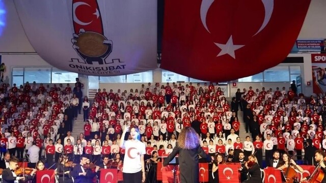 Onikişubat'ta bin 300 öğrenci Cumhuriyet için aynı sahnede buluşacak