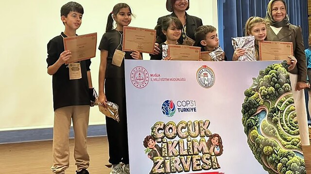 MTK Koleji öğrencilerinden İklim Zirvesi'nde sürdürülebilir gelecek vurgusu