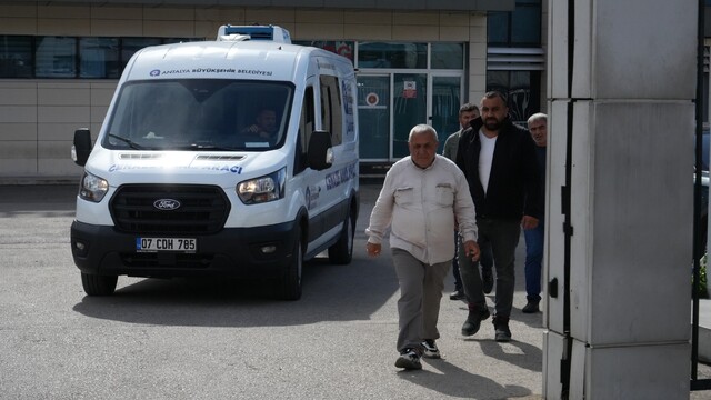Hortumun uçurduğu konteyner faciasında hayatını kaybedenlerin cenazeleri teslim alındı