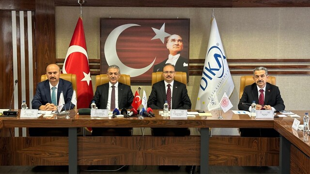 Mardin'deki DİKA Toplantısı'nda bölgesel kalkınmaya yönelik projeler ve destek programları ele alındı