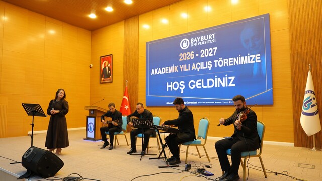 Bayburt Üniversitesinde 2026-2027 akademik yılı açılış töreni düzenlendi