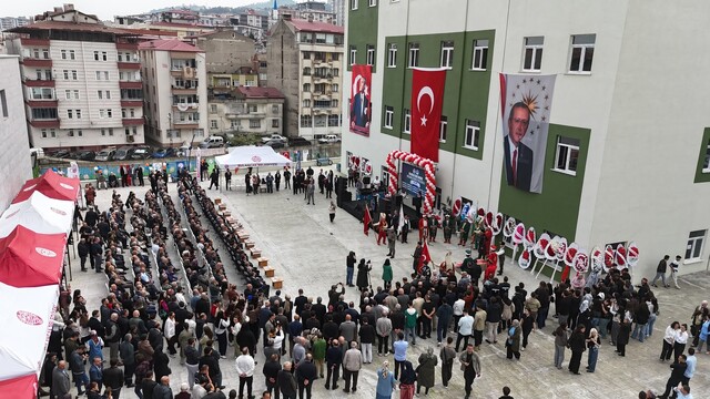 Giresun'da Kadir Karabaş Uygulamalı Bilimler Yüksekokulunun yeni binası açıldı