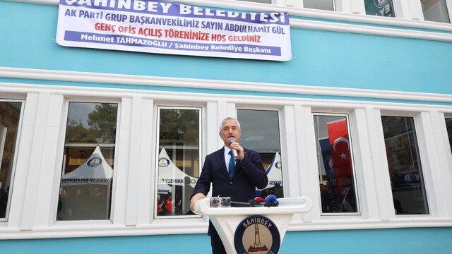 Şahinbey Belediyesi, üniversite öğrencilerine "Genç Ofisi" açtı