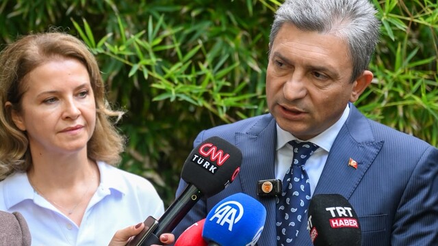 Antalya'daki Üç Adalar'da deniz restorasyonu çalışmaları sürüyor
