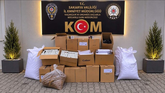 Sakarya'da 203 bin 500 gümrük kaçağı makaron ele geçirildi