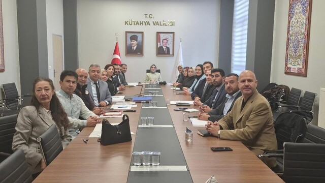 Bozyazı'da miniklerden cumhuriyet coşkusuna anlamlı yürüyüş