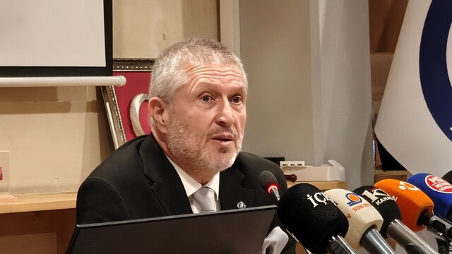 Murat Kanyonu'nda 60 metre yükseklikte nefes kesen gösteri