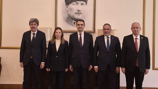 OMÜ heyeti Pekin'de Türkiye-Çin akademik iş birliklerini görüştü