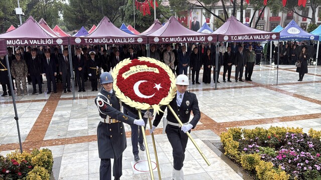Muğla'da Cumhuriyet Bayramı çelenk sunma töreni düzenlendi