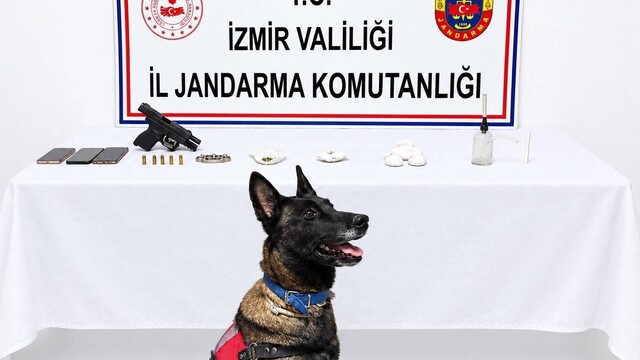Urla'da uyuşturucu operasyonunda 2 şüpheli yakalandı