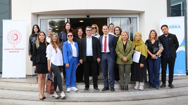 Aydın'da kadın zeytinyağı operatörleri belgelerini aldı