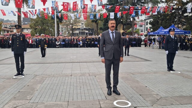 Kocaeli'de Cumhuriyet'in 103. yılı kutlanıyor