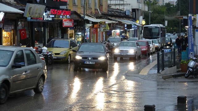 Kilis'te yağışlı ve kasvetli hava etkili oluyor