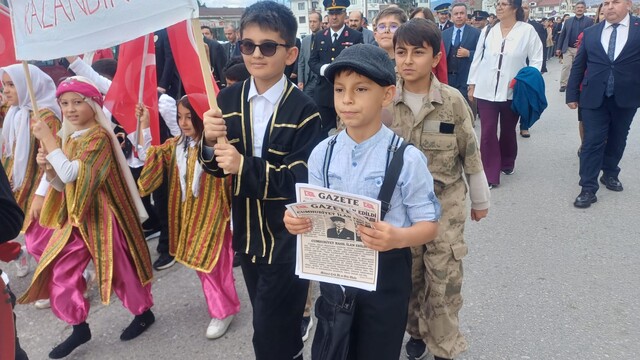 Yeniçağa'da "Cumhuriyet Yürüyüşü" düzenlendi