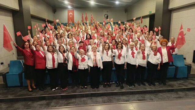 Bursa Nilüfer Kadın Korosu Kıbrıs ve Kahramanmaraş yolcusu