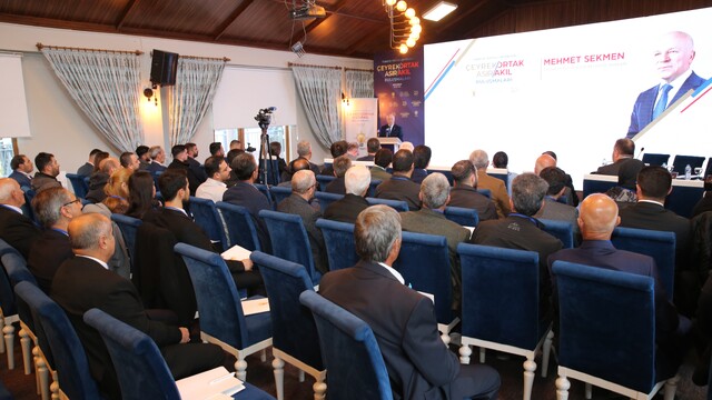 AK Parti Genel Başkan Yardımcısı Ayan Erzurum'da konuştu: