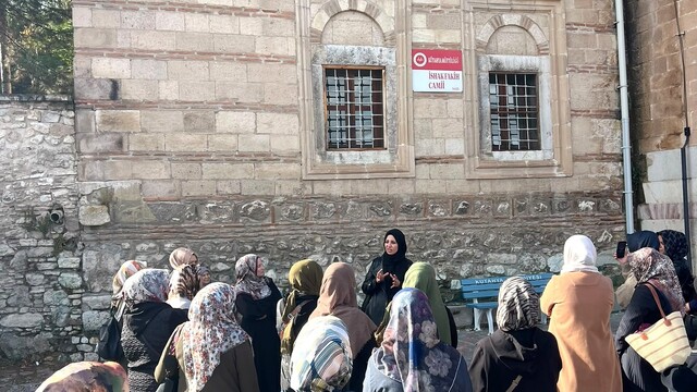 Kütahya Aile Derneği üyelerinden tarihi mekanlara ziyaret