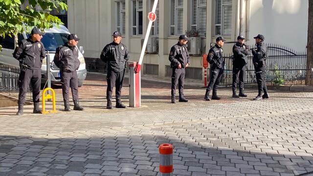 Merkezefendi Belediyesi operasyonunda 3 kişi mahkemeye sevk edildi, 7 kişi serbest