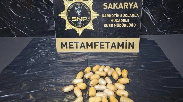 Uyuşturucuyu yutarak sevk etmeye çalışan yabancı uyruklu tutuklandı