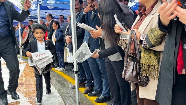 MHP Muğla İl Başkanlığınca Cumhuriyet'in 103'üncü yılına özel gazete dağıtıldı