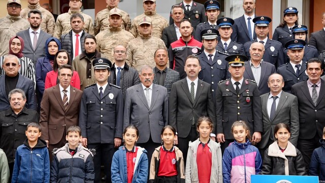 Üzümlü'de 29 Ekim Cumhuriyet Bayramı
