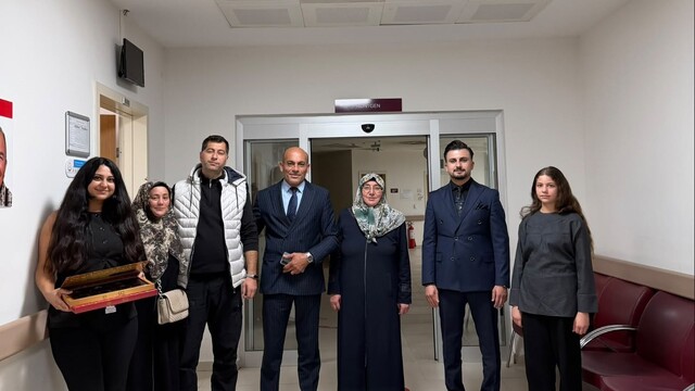 Tercan Devlet Hastanesi'nde hastalar ziyaret edildi