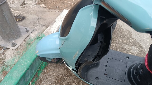 Motosiklet yayaya çarptı, ikisi de metrelerce sürüklendi; O anlar kamerada