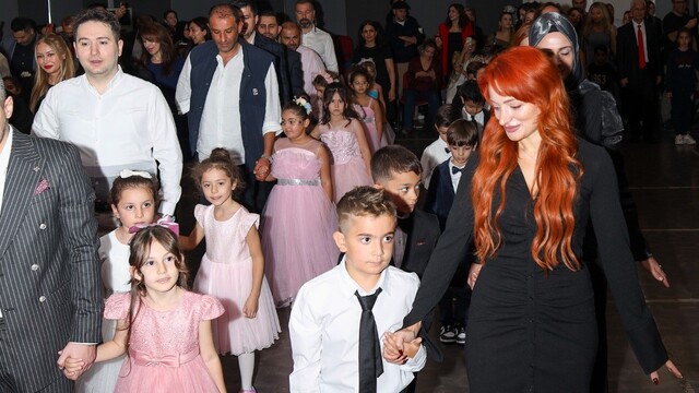 GKV Özel İlkokulu'nda Cumhuriyet coşkusu dansla buluştu