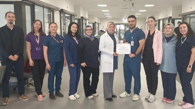 Kütahya Şehir Hastanesi'nde el hijyeni teşekkürünü Dahiliye Yoğun Bakım Ünitesi aldı
