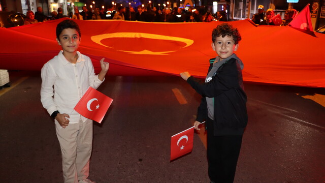 Ferizli'de fener alayı yapıldı