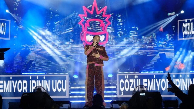 Sefo konserinde binlerce kişi bayram coşkusu yaşadı
