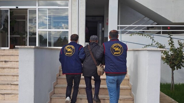 Bilecik'te tehdit suçundan aranan şahıs yakalandı
