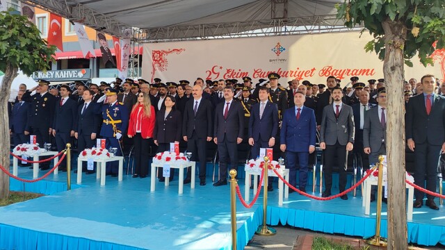 Batman'da 29 Ekim Cumhuriyet Bayramı kutlandı