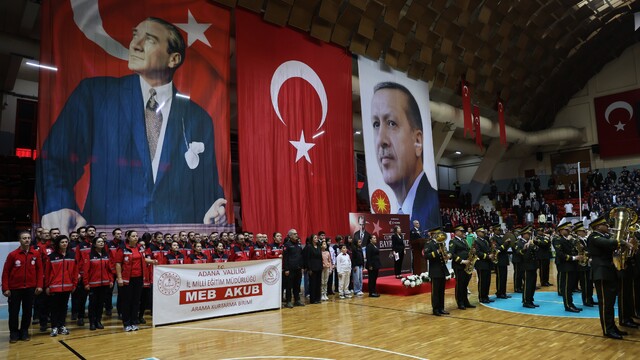 Adana'da Cumhuriyet'in 103. yılı coşkuyla kutlandı