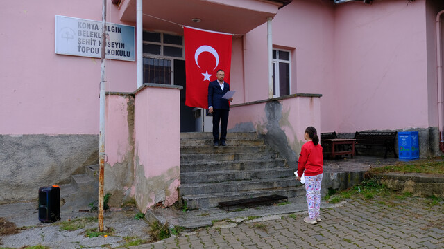 Tek öğrencisi olan okulda tören; 'İşte Cumhuriyet tam olarak budur'