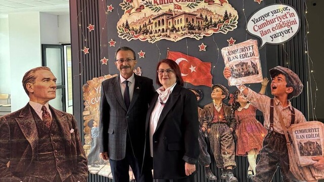 Cumhuriyetin 103. yılına özel hazırlanan hatıra köşesine yoğun ilgi