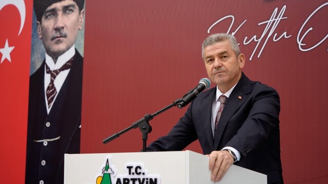 Artvin'de Cumhuriyet'in 103. yılı coşkuyla kutlandı
