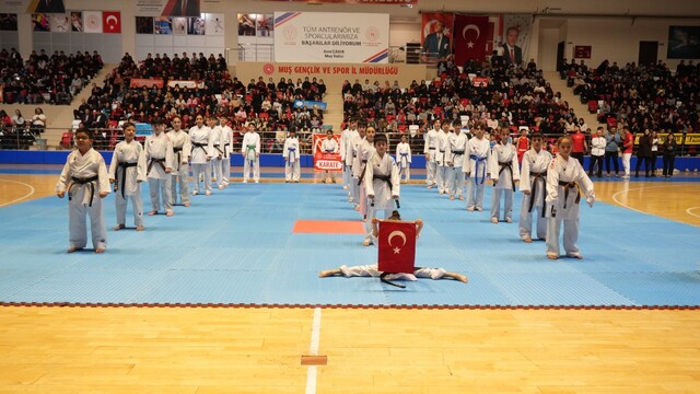 Muş'ta Cumhuriyet Bayramı coşkusu