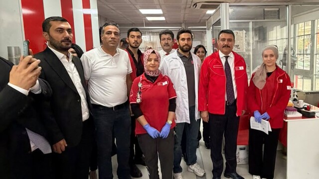 MHP'den "29 Ekimde kanımızla canımızla cumhuriyetin yanındayız" kampanyası