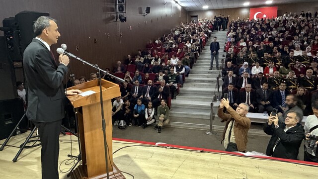 Edremit'te Cumhuriyet'in 103. yılı kutlandı