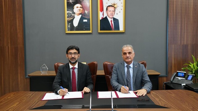 Sakarya Üniversitesi ile Pakistanlı IMSciences arasında uluslararası iş birliği