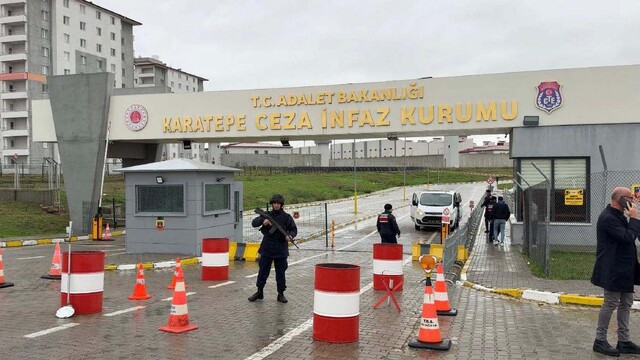 Sinem Dedetaş, cezaevinden tahliye oldu