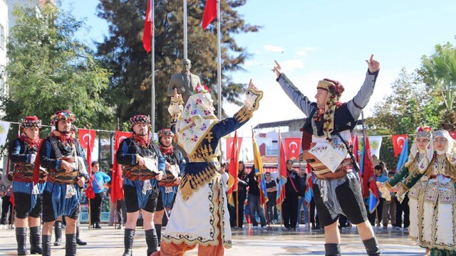 Köşk'te 29 Ekim Cumhuriyet Bayramı'nın 103.yılı coşkusu yaşandı