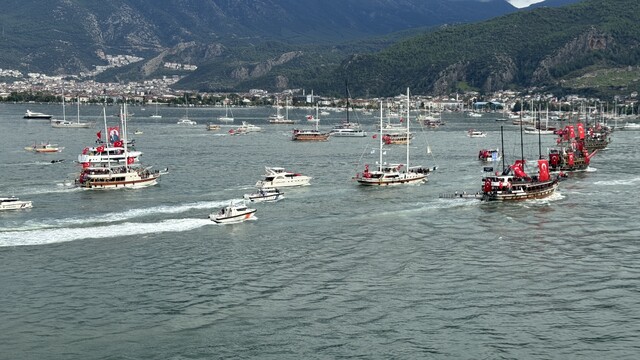 Muğla'da Cumhuriyet'in 103. yılı coşkusu denizde ve karada yaşandı