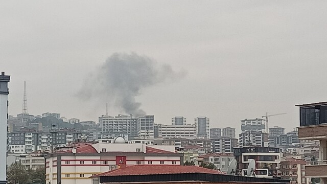 Bahçede yakılan anızdan çıkan duman korkuttu