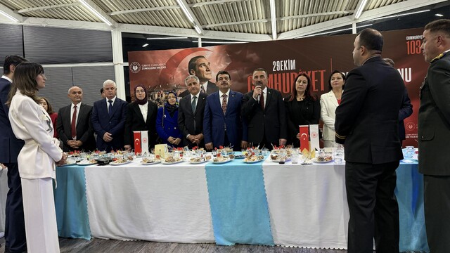 Zonguldak'ta 29 Ekim Cumhuriyet Bayramı resepsiyonu düzenlendi