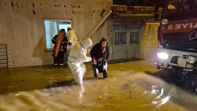 Adıyaman'da sağanak etkili oldu