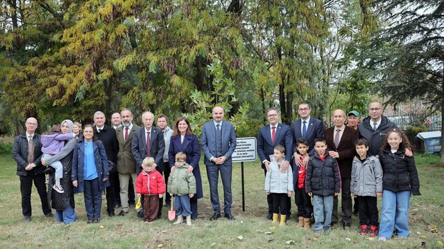 Trakya Üniversitesinde 103. yıl fidanı dikildi